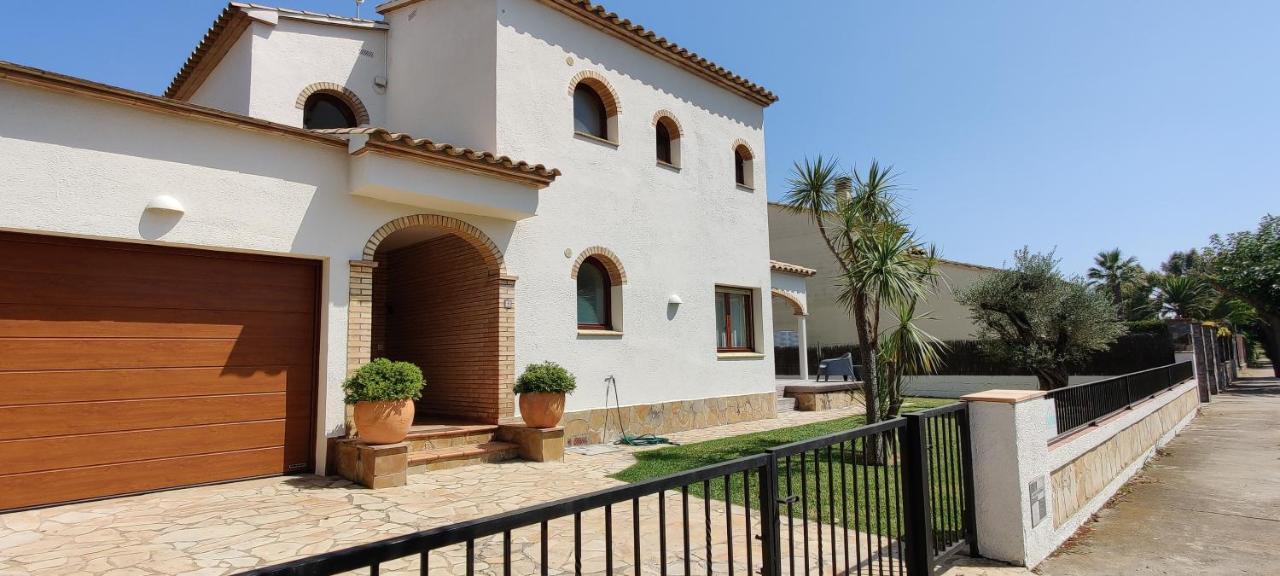 Villa Mas Sopes Sant Pere Pescador Bagian luar foto
