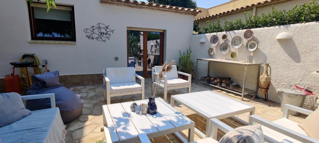 Villa Mas Sopes Sant Pere Pescador Bagian luar foto