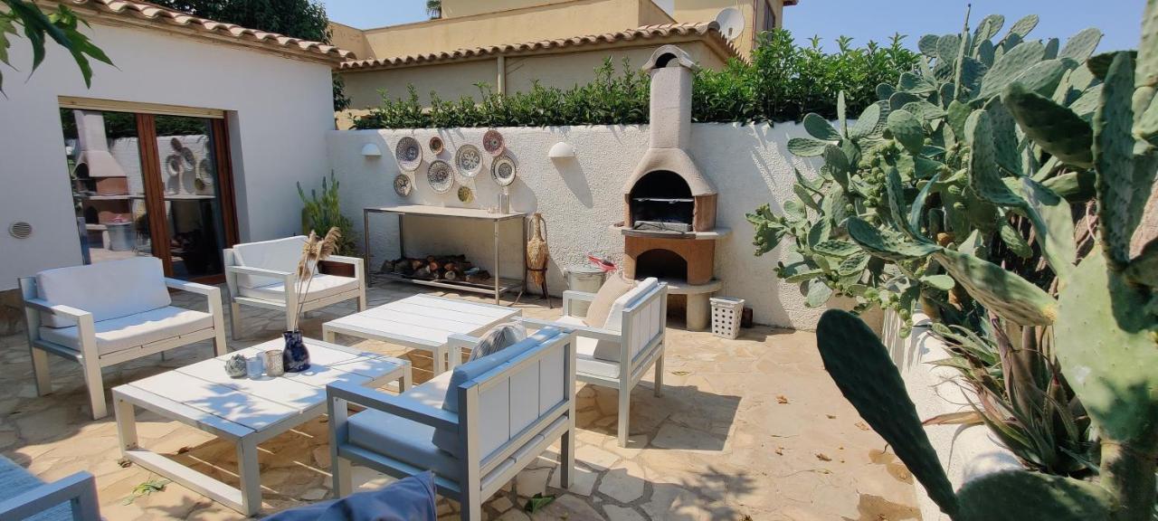 Villa Mas Sopes Sant Pere Pescador Bagian luar foto